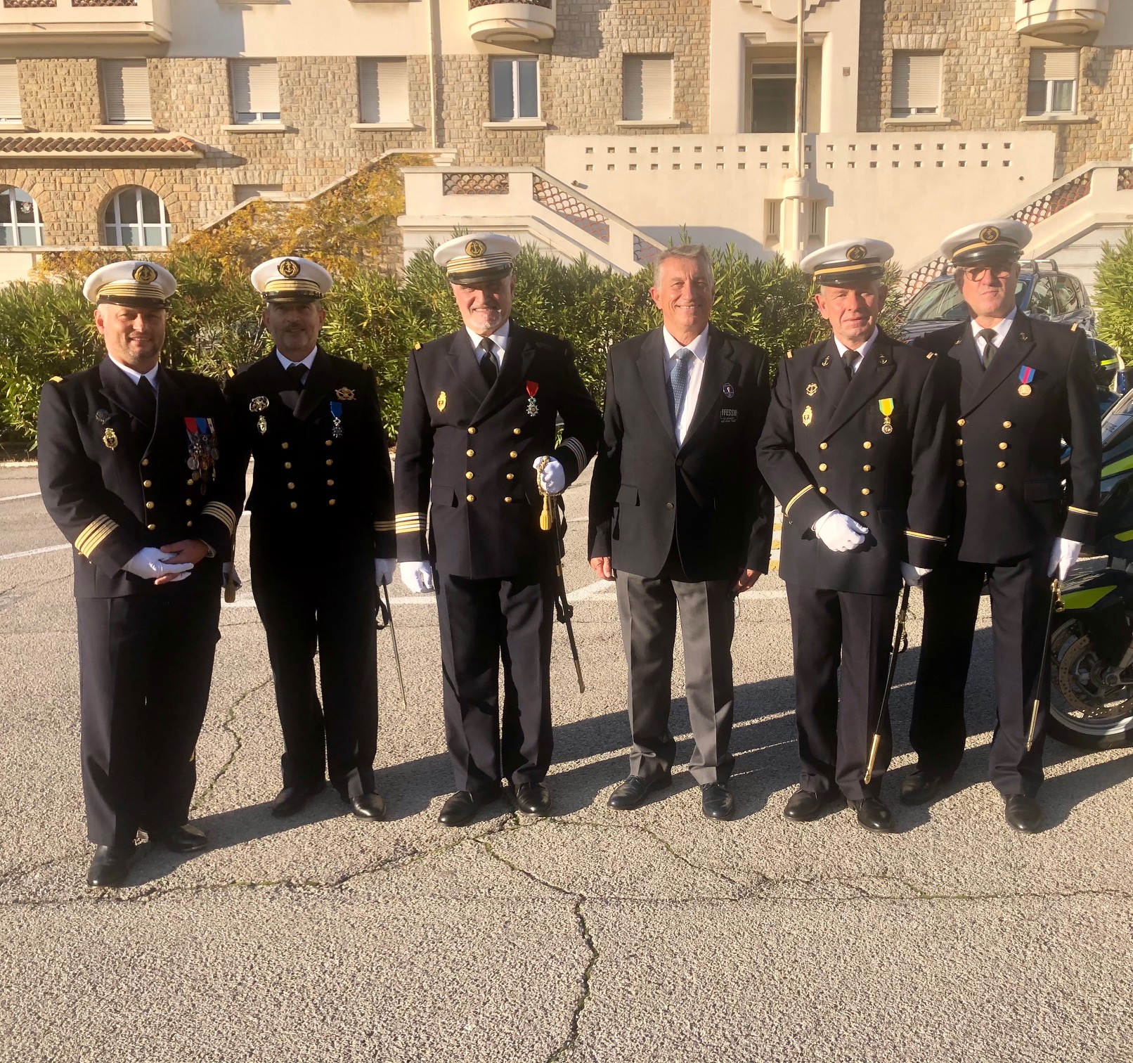 Le vendredi 18 décembre 2020, Jean-Louis Blanchard président de la Ffessm a participé à une grande cérémonie de remise de décorations à la Gendarmerie Maritime de Méditerranée, Toulon.